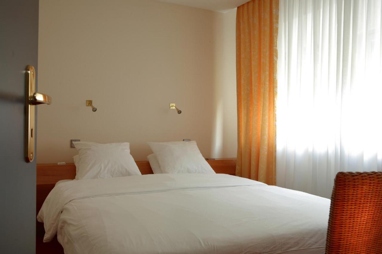 Auberge Sundgovienne Carspach Rum bild